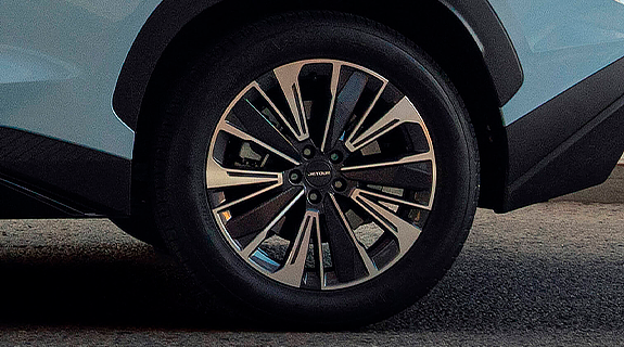 Изображение на странице JETOUR dashingroll-1.png