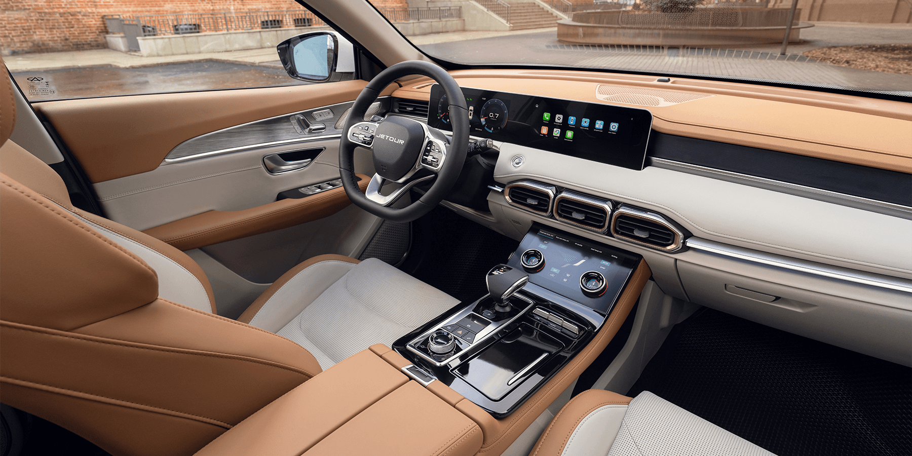 Изображение на странице JETOUR X70_Plusinter1__1_.png