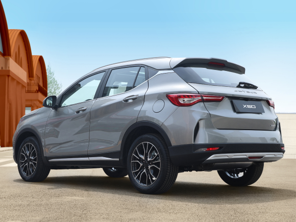 Изображение на странице JETOUR imagecard1.png