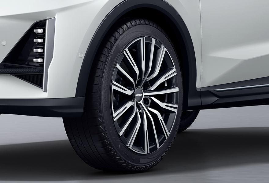 Изображение на странице JETOUR 60_degree_front_left_angle.jpg.png