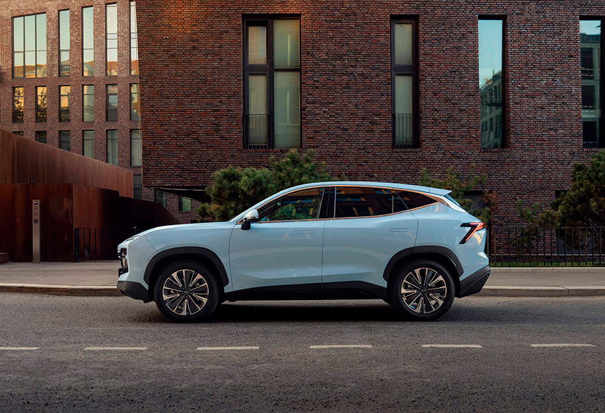 Изображение на странице JETOUR 3_sw_tab_1.jpg.png