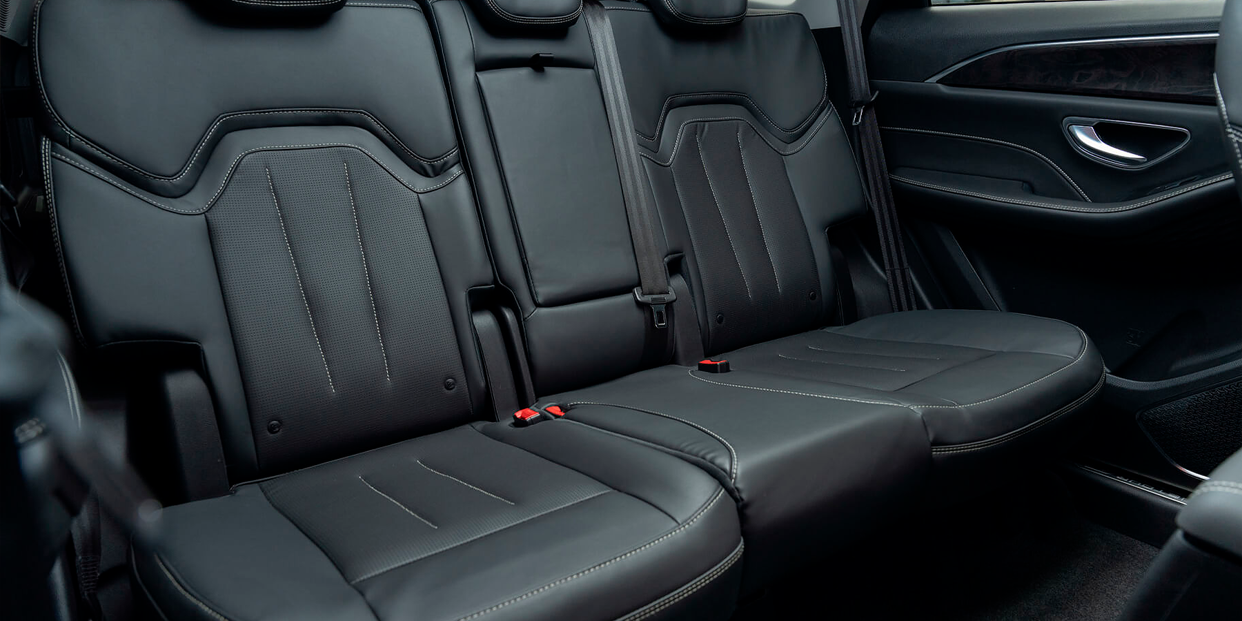 Изображение на странице JETOUR x90prostr6.png