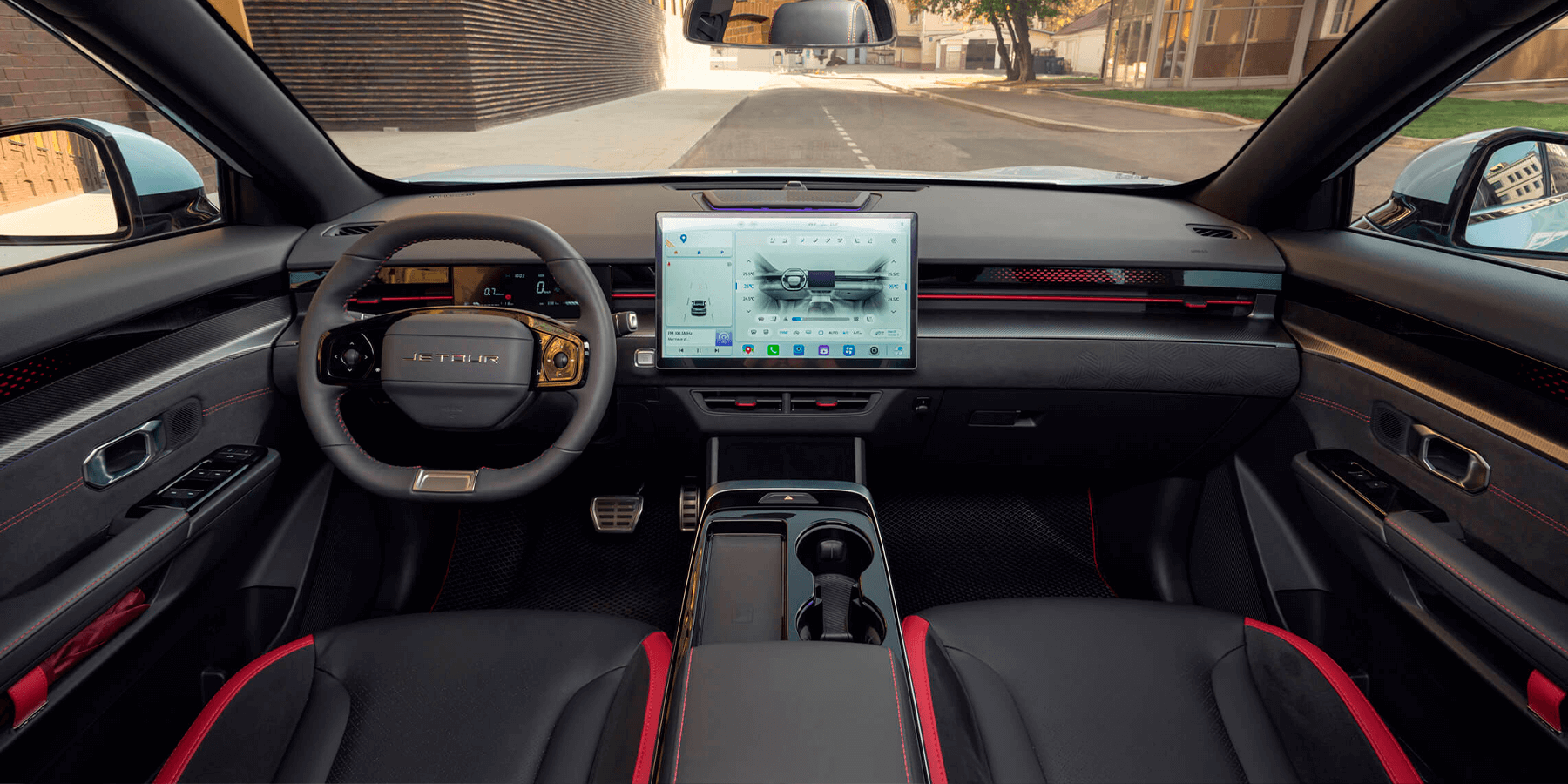 Изображение на странице JETOUR 1_sw_tab_2__1_.png